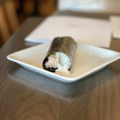 Yellowtail Hand Roll