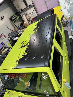 Scream n it pennywise ghostface jeep wrangler vinyl wrap 3m satin black avery lime green vehicle vinyl wrap STW Wraps and Graphics