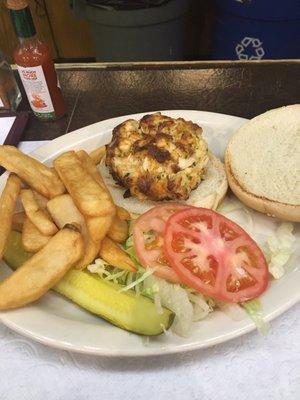 Jumbo lump crab cake & fries. Huge amount of crab. Very good! $11.99.