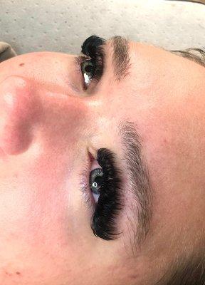 Volume lash extensions