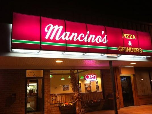 Mancino's Pizza & Grinders