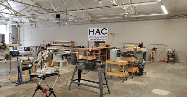 Woodworking shop that we focus on helping the community.