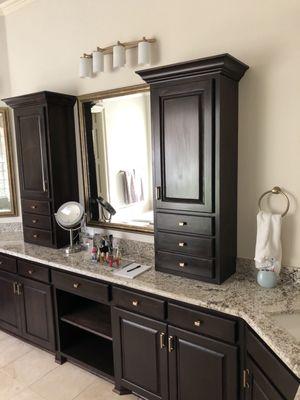 Plano TX. Master bath remodel. Custom vanity and tub frame wit granite