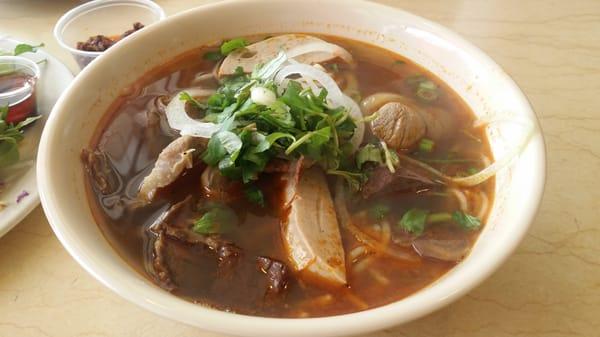 Bun bo hue guey!