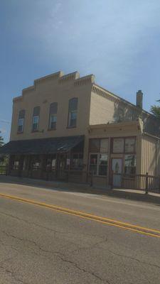 Nicely renovated new coffee shop