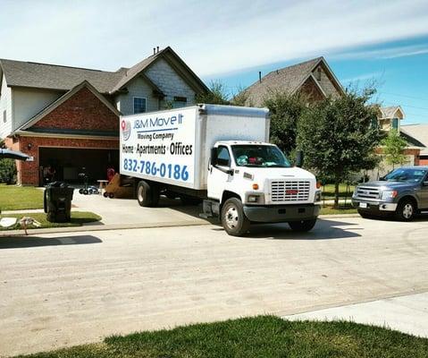 Our lovely moving truck, 3 bedroom House, lets Move-It