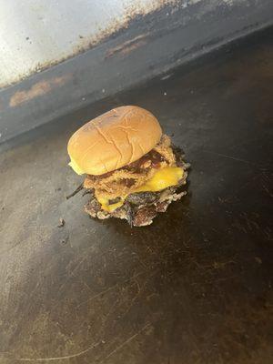 Oxtail smash burger