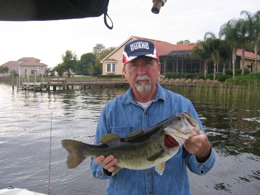 Good times, great fishing, beautiful lake in the heart of Florida's suncoast! 419 346 8006