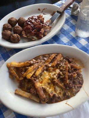 Monterey chicken, hush puppies and chili cheese fries $12