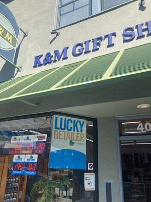 K and M Gift Shop