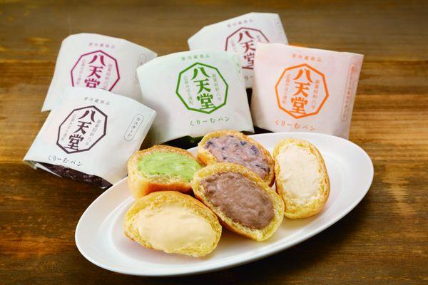 Hattendo Cream Buns in Custard, Chocolate, Matcha, and Red Bean flavors!