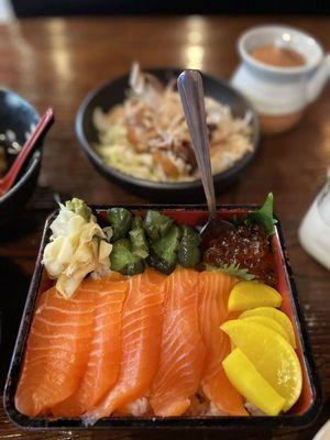 Salmon Oyako Don