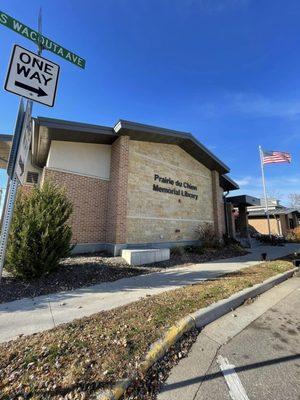 Prairie Du Chien Memorial Library