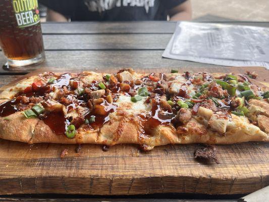 Chicken Bbq pizza