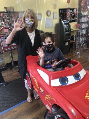 We welcomed back Luke for his haircut after the pandemic!! Lorraine was so happy to see him!