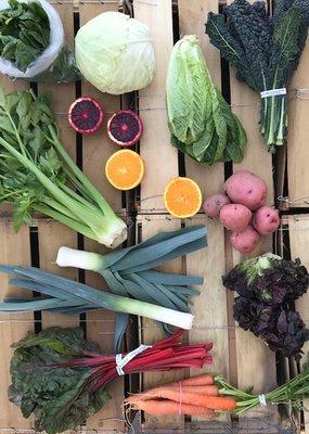 Medium winter CSA box (2018)