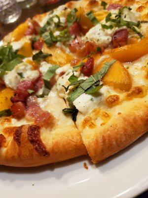 Peach pizza