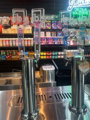 Cali’s Smoke Shop & Kratom Bar