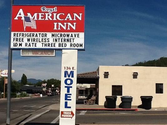 Royal American Inn