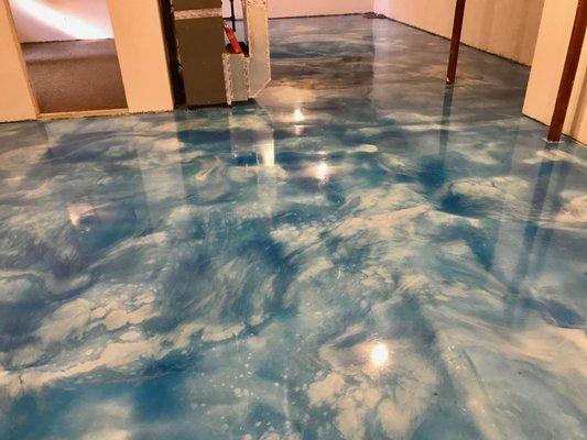 Metallic epoxy floor