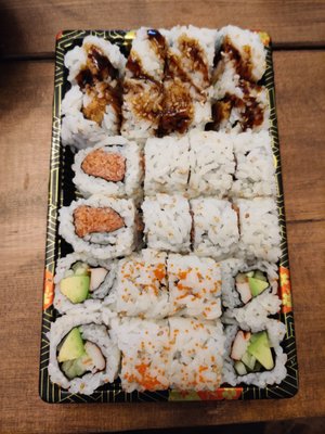 Three Rolls Maki Combo - all fresh and very delish