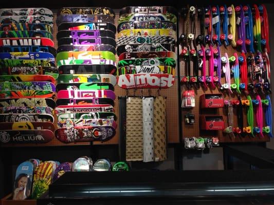 Zumiez - Men's Clothing Stores, Snowboard Shop, Women's Clothing Stores, Shoe Stores, Watch Store, Sunglass Store, Skate Shop In Galleria