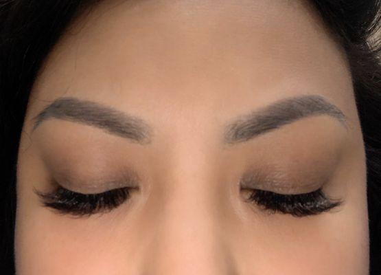 Hybrid Lashes by Mariana