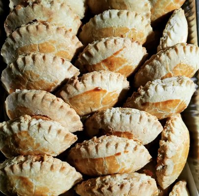 Meat pies (Puff pastries)