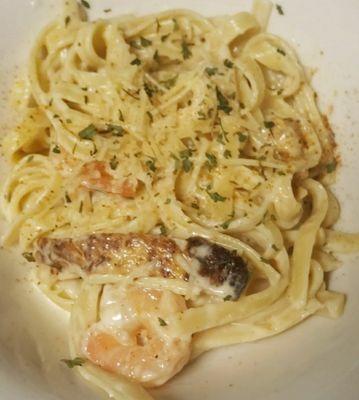 Chicken and shrimp Alfredo