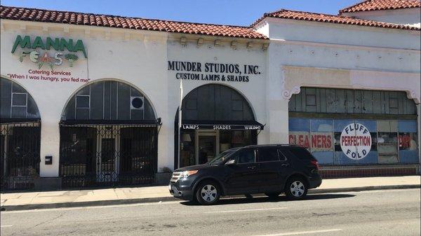 Munder's Studios