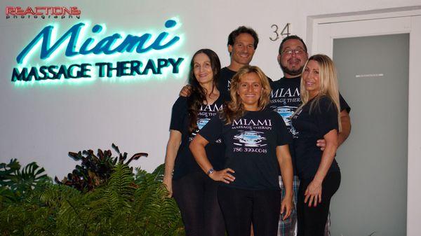 Carol & Kim's Therapeutic Massage work together hand in hand in therapeutic and relaxing massages