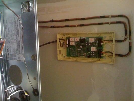 we take pride in our apperances. That is what a thermostat should look like