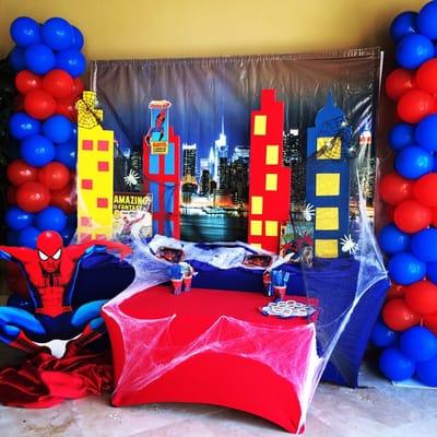 Spiderman cake table