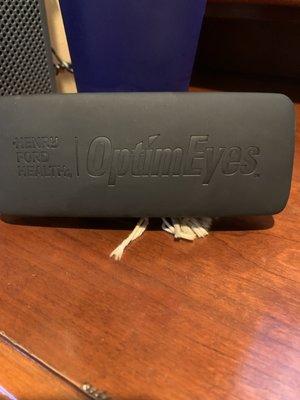 very solid case to protect your glasses