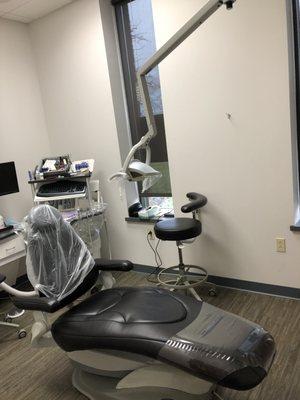 Kaur Dental of Fox Chapel has 6 operators. Each equipped with state of the art equipment.