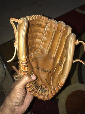 Cudjoe's Glove Repair