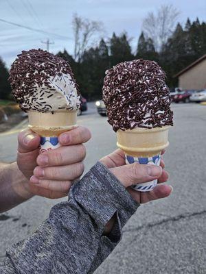 Peanut butter & Raspberry vanilla twist! Both topped with chocolate sprinkles