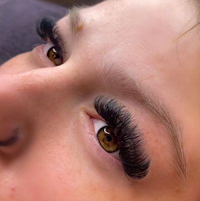 Volume lash extensions