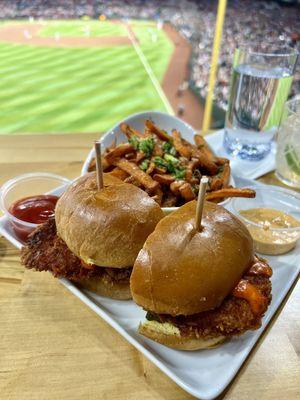 Spicy Fried Chicken Sandwich 10/10