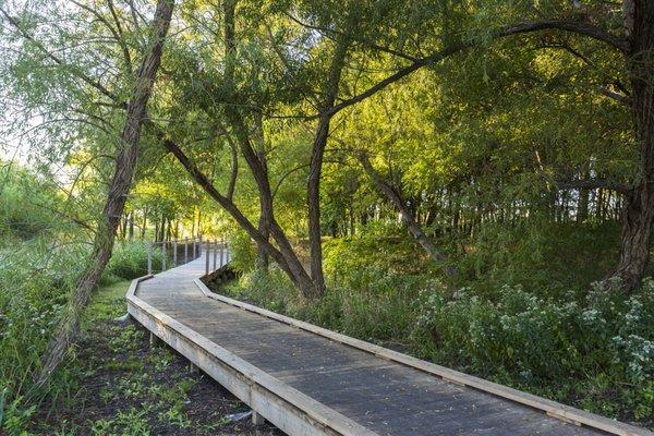 Wind your way through wooded trails and other nature-oriented activities in Little Elm at Union Park.