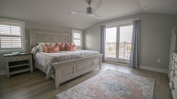 Real Estate- Master Bedroom in Avalon