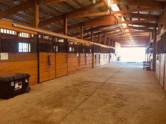 Bright and airy barn, with plenty of air flow