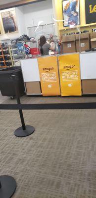 Amazon Return contactless counter