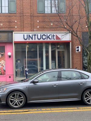 UNTUCKit