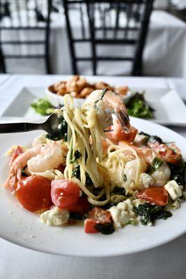 Shrimp Athena Pasta