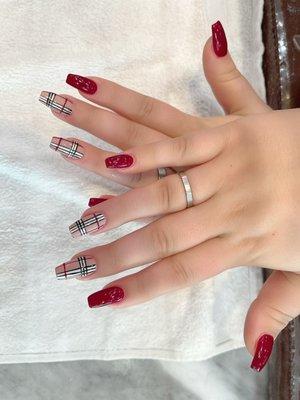 Uv gel filling. With Burberry lines. Nails by Daniel