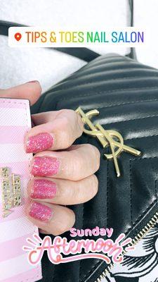 Pink glitter powder nail