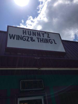 Hunny'z Wingz N Thingz