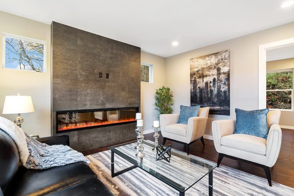 Seattle Style Reimagined: Expert fireplace installation and living space remodels for a rejuvenated Snohomish, WA home.