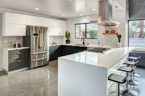 Full Kitchen Remodel where we redesigned the entire spacer and delivered impeccable results with a contemporary flare.